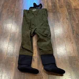 Orvis Dark Green Fly Fishing Waders